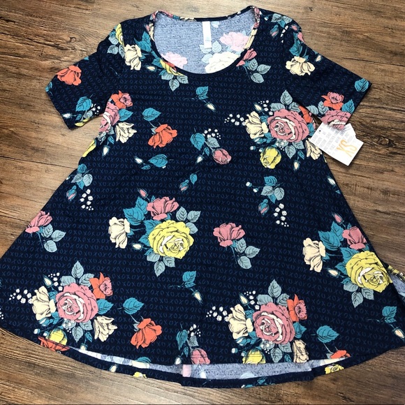 Lularoe perfect tee - Picture 1 of 6